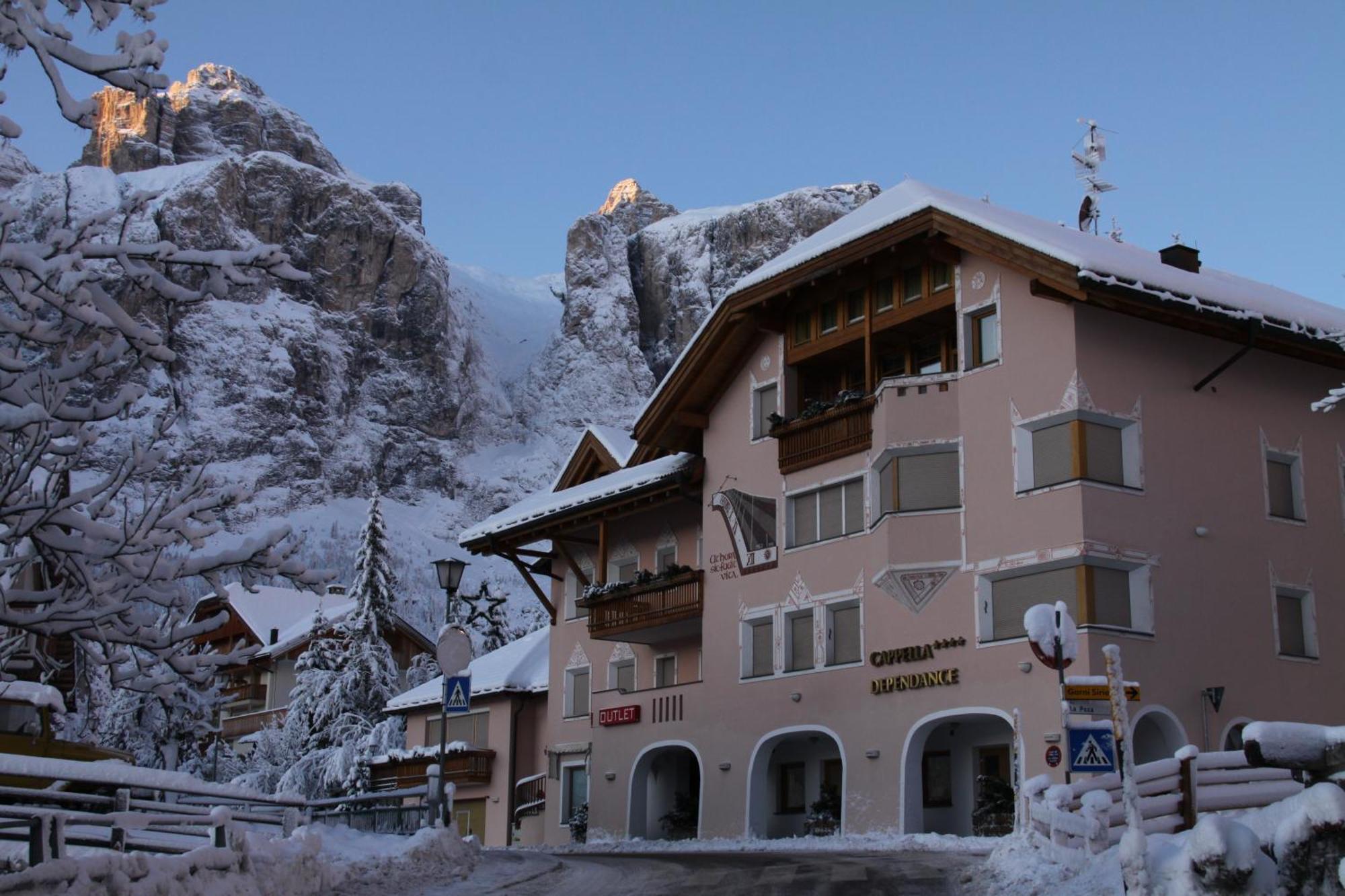 Garni Criss Aparthotel Colfosco Exteriör bild